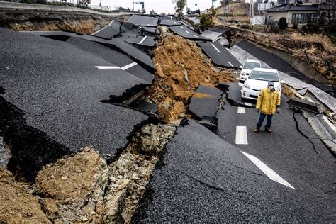 東日本大震災と株価の推移が示すものは何だろう？